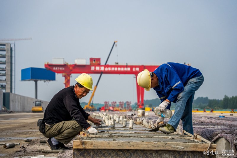 教科书级的标准化工地!看看有啥不一样?_施工_技术_项目